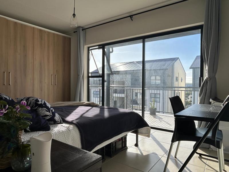 To Let 1 Bedroom Property for Rent in Sandown Western Cape